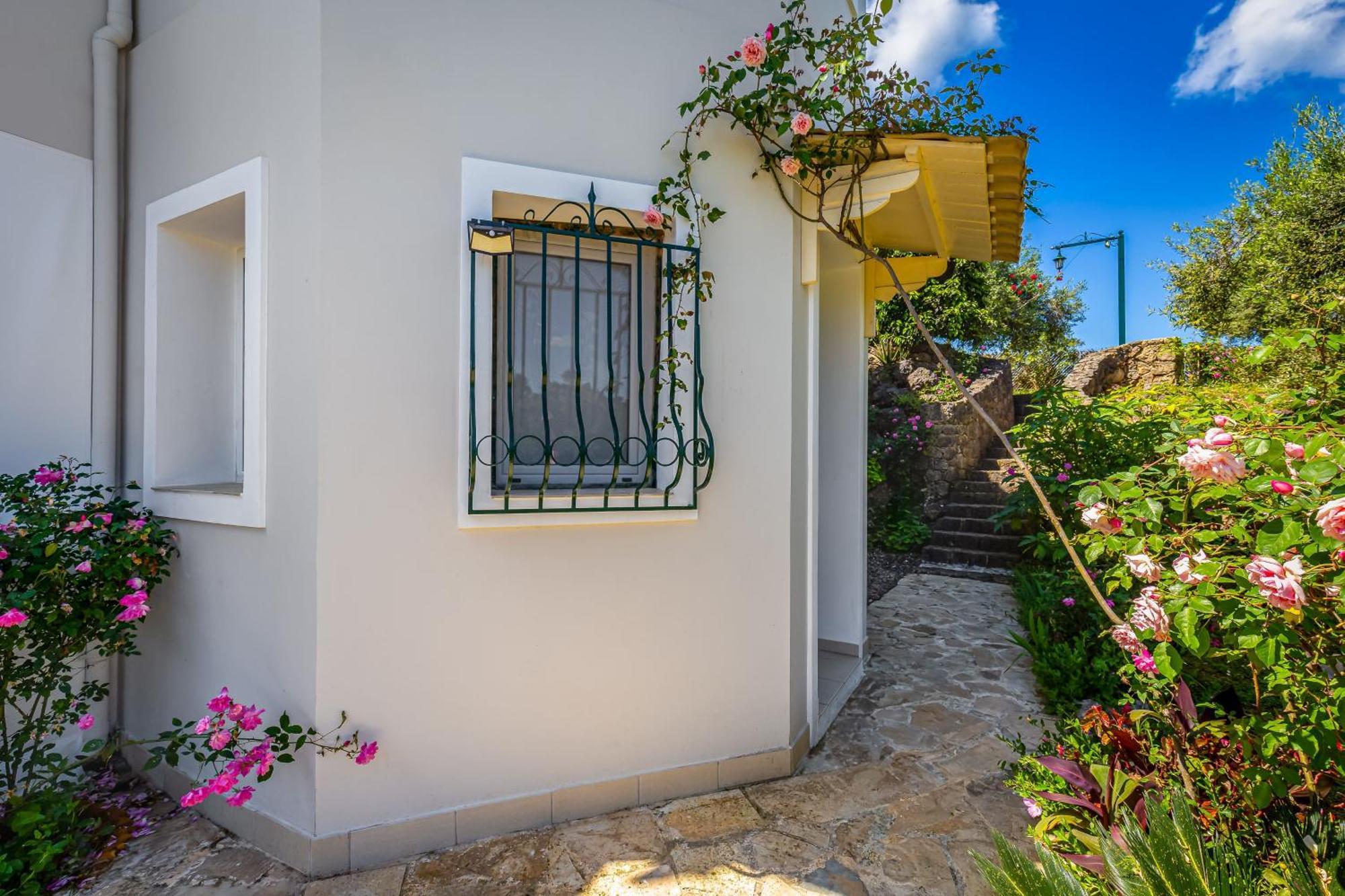 Classical Villa Anta Ágios Ioánnis Екстериор снимка